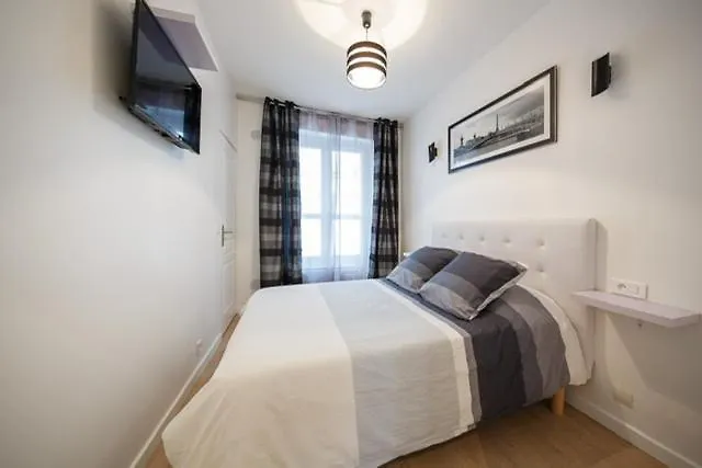 Near Eiffel Tower - Beautiful Flat Paryż